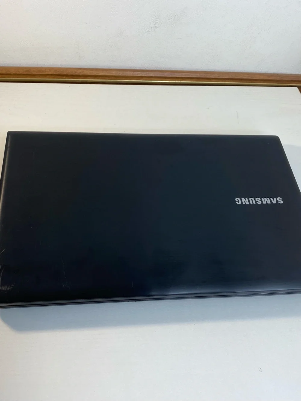 Samsung NP355E5C-A01US 15.6” Laptop AMD E2-1800 4GB RAM Untested No Charger